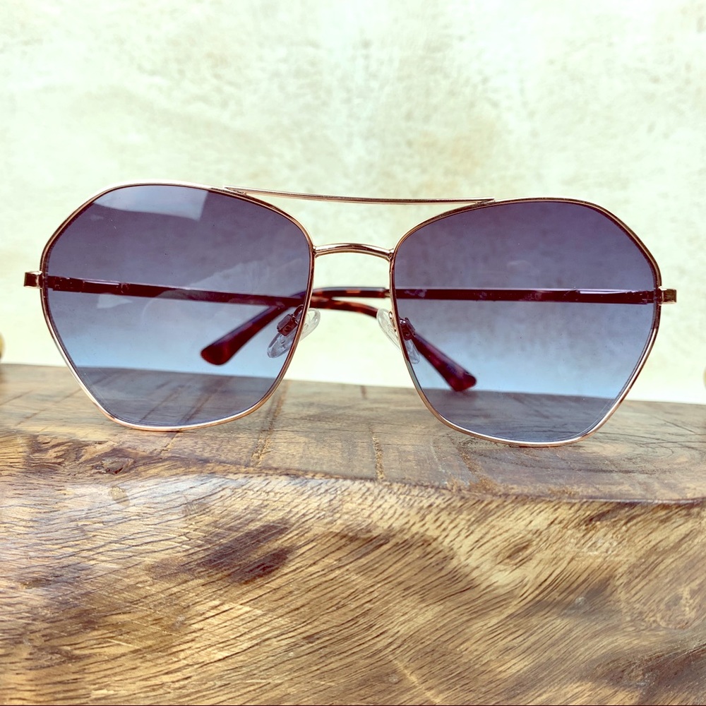 Brand New!! Vince Comuto sunglasses
